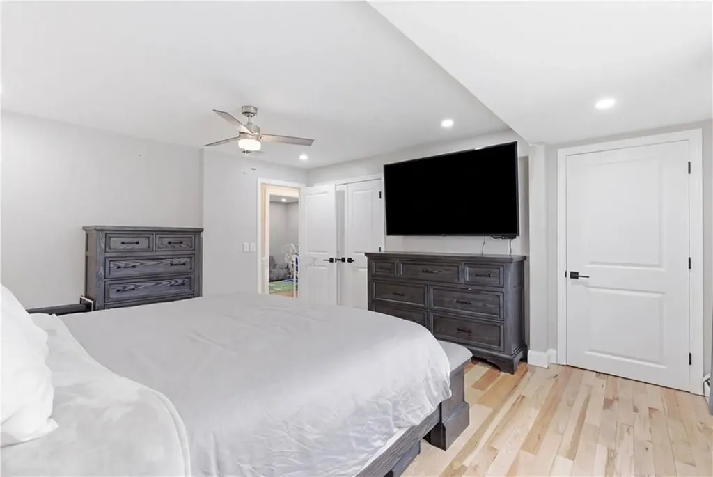 48 Columbus Avenue North Providence RI 02911