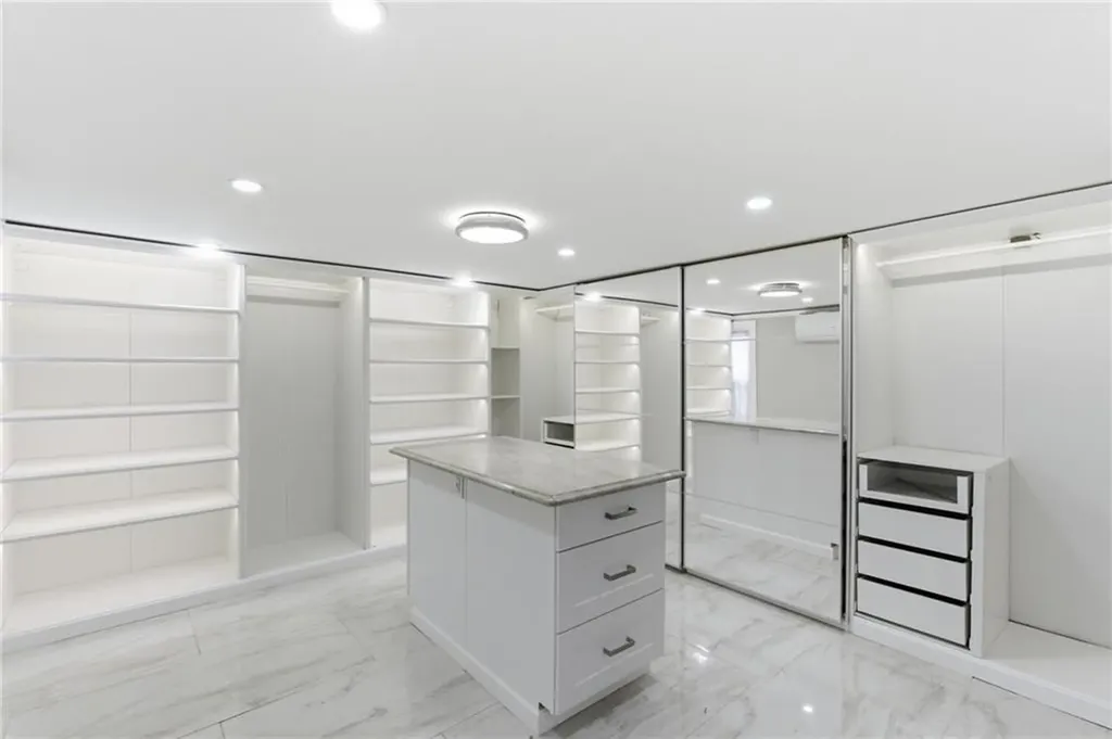 48 Columbus Avenue North Providence RI 02911