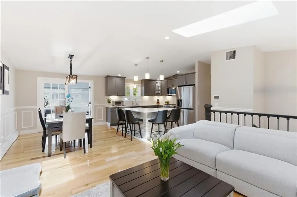 48 Columbus Avenue North Providence RI 02911