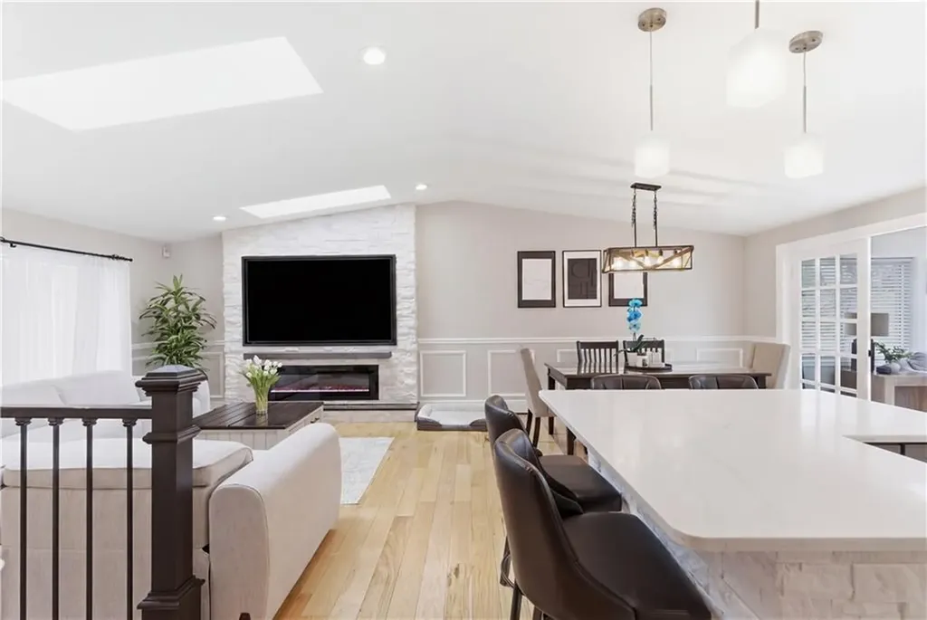 48 Columbus Avenue North Providence RI 02911