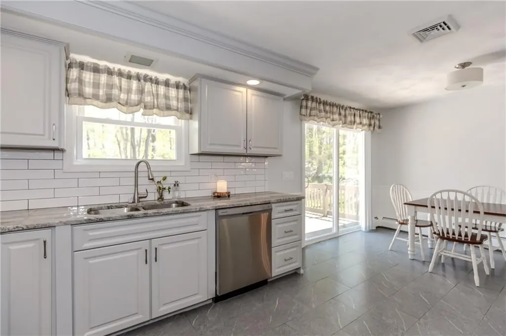 4 Clark Road Smithfield RI 02917