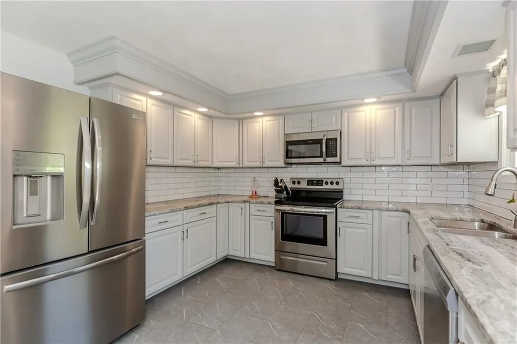 4 Clark Road Smithfield RI 02917