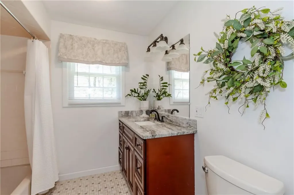 4 Clark Road Smithfield RI 02917