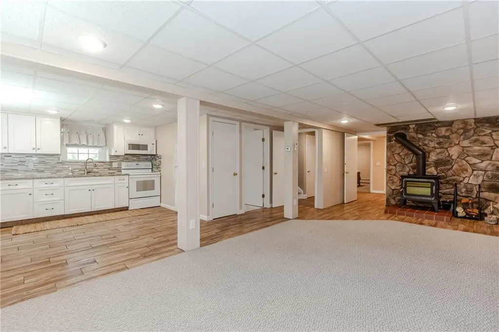 4 Clark Road Smithfield RI 02917
