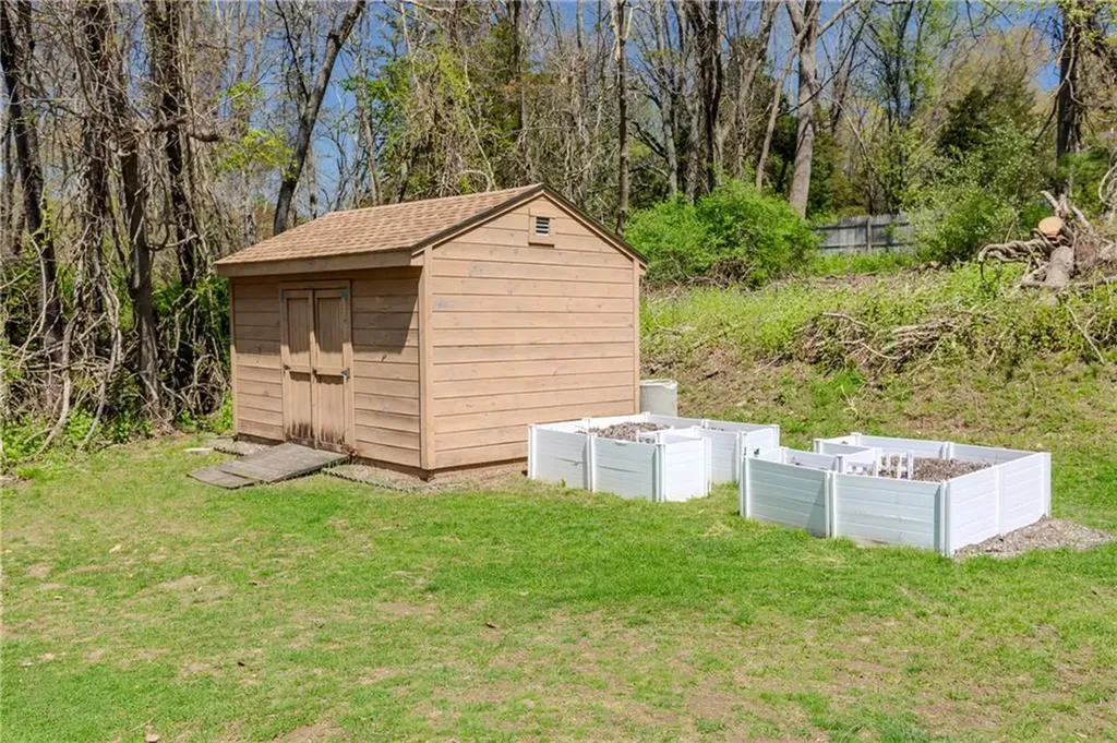 4 Clark Road Smithfield RI 02917