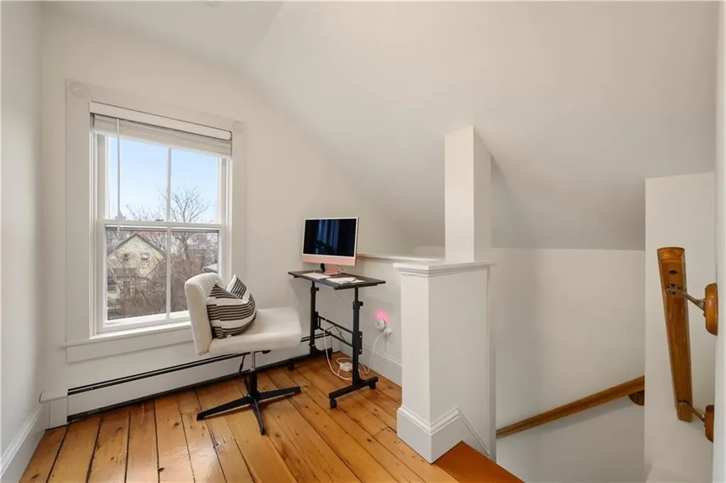 35 Marsh Street Newport RI 02840