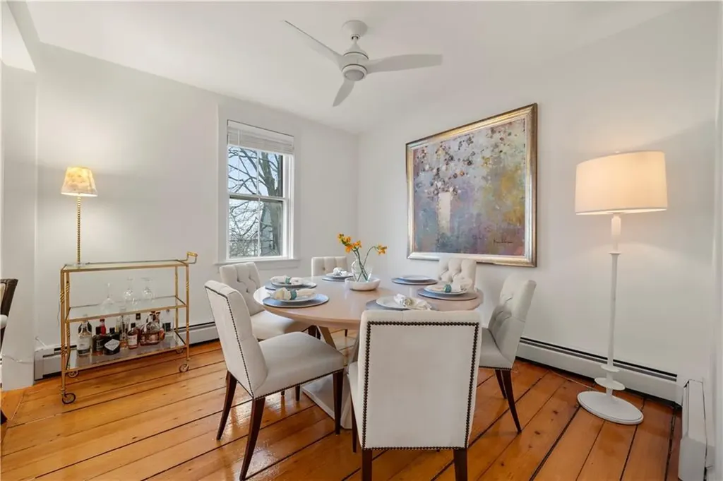 35 Marsh Street Newport RI 02840