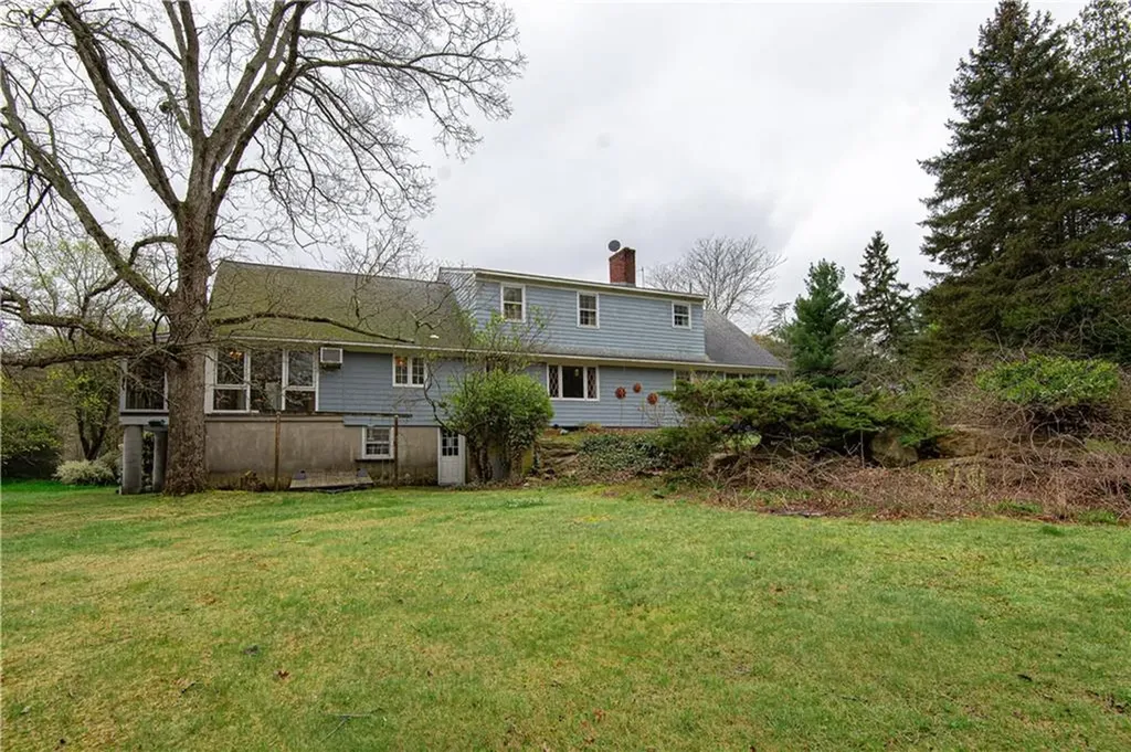 929 Greenville Avenue Smithfield RI 02828