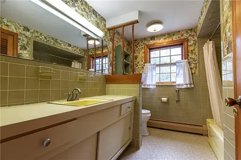 929 Greenville Avenue Smithfield RI 02828