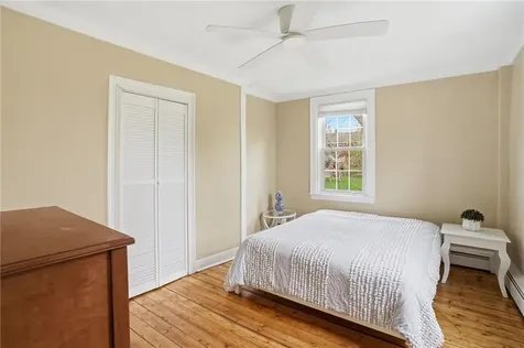 48 Constitution Street Bristol RI 02809