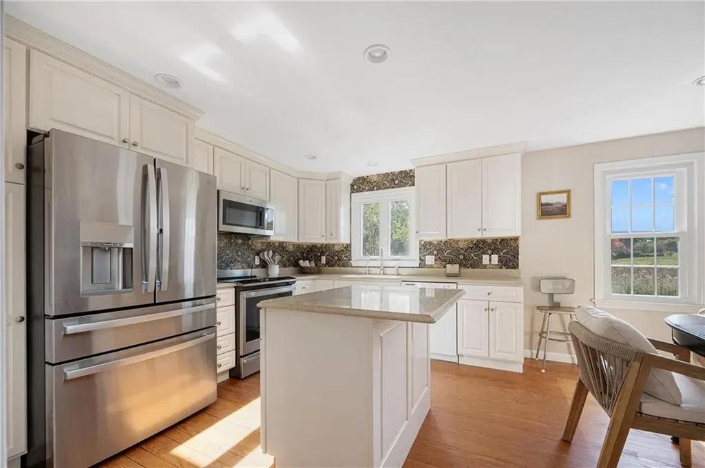 318 Sutton Street Uxbridge MA 01569