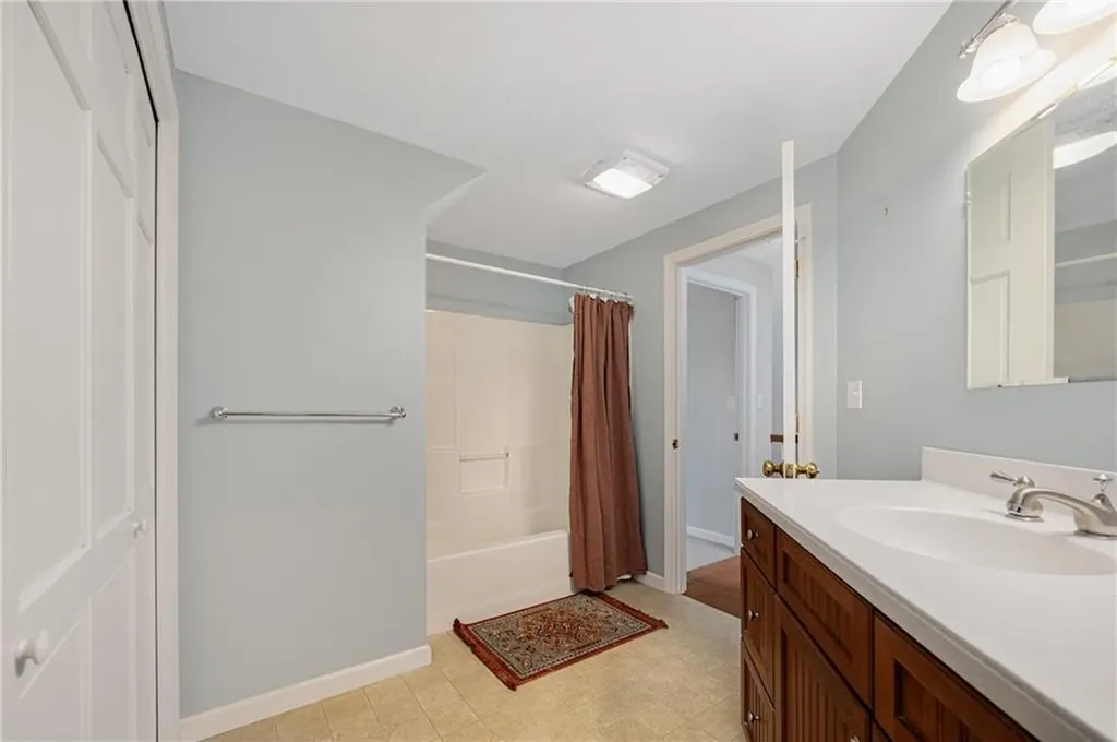 318 Sutton Street Uxbridge MA 01569