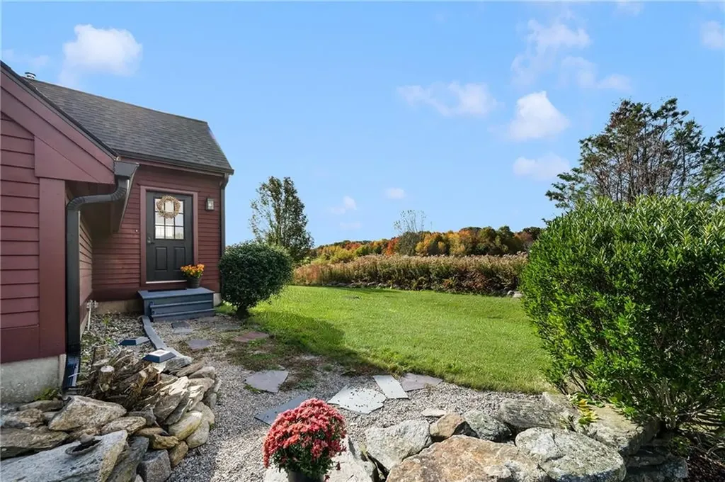 318 Sutton Street Uxbridge MA 01569