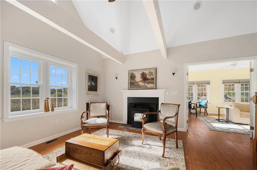 318 Sutton Street Uxbridge MA 01569