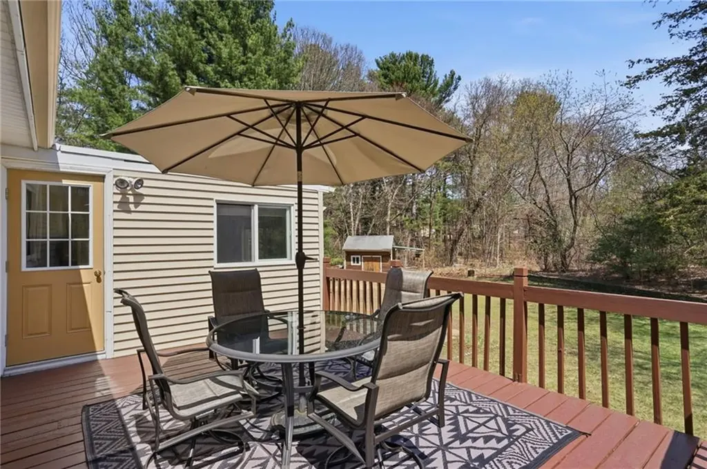 2 Finne Road Johnston RI 02919