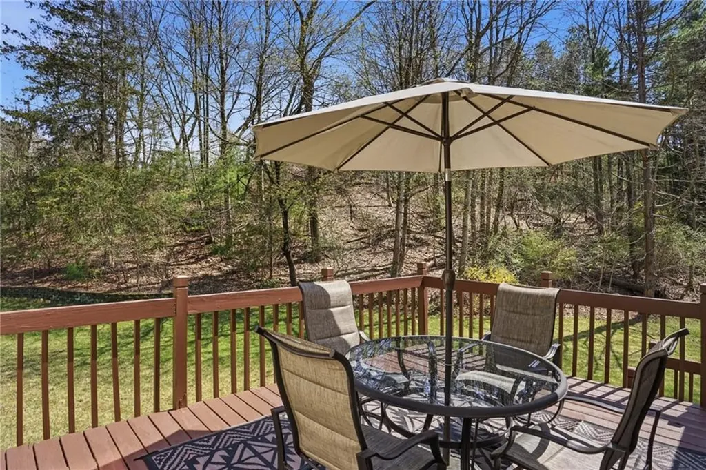 2 Finne Road Johnston RI 02919