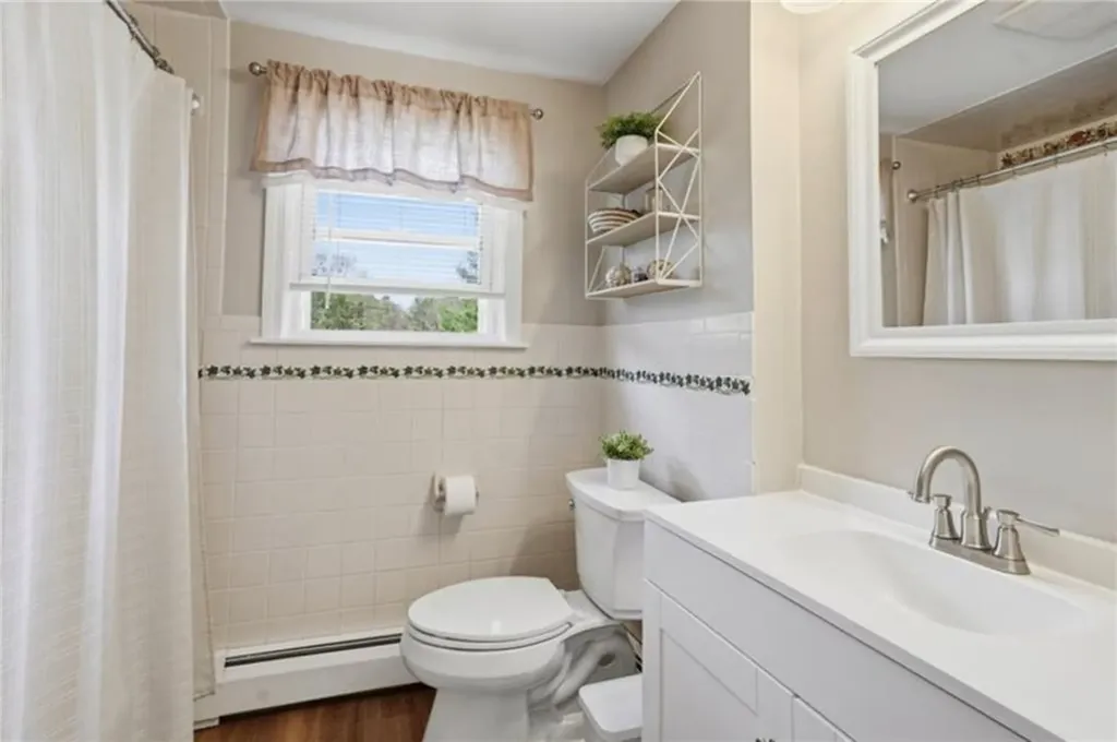 2 Finne Road Johnston RI 02919