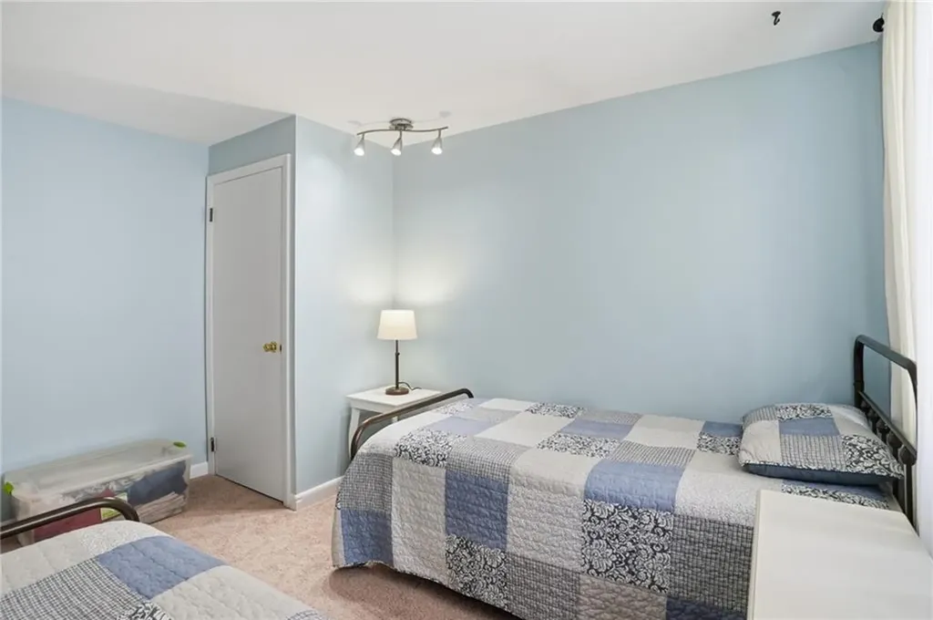 2 Finne Road Johnston RI 02919