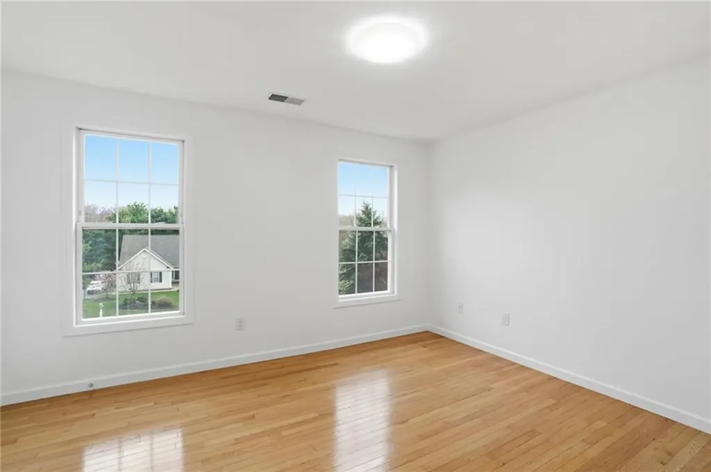 94 Castle Rocks Road Warwick RI 02886