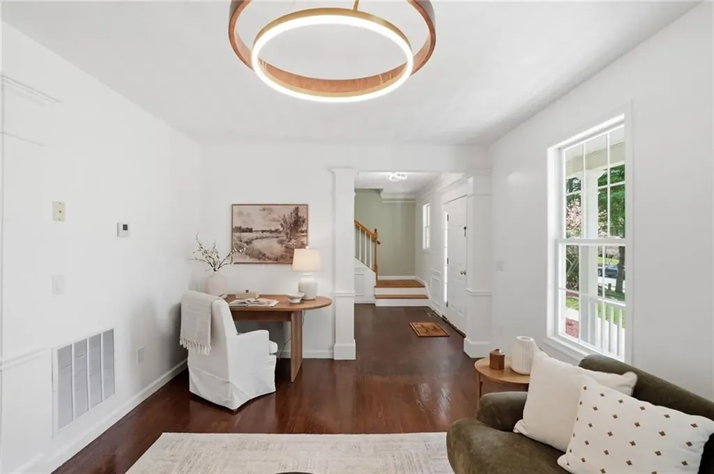 94 Castle Rocks Road Warwick RI 02886