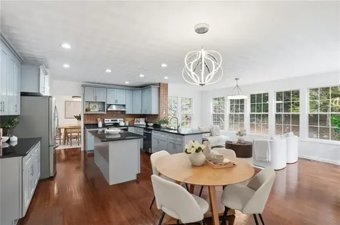 94 Castle Rocks Road Warwick RI 02886