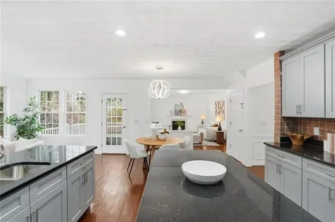 94 Castle Rocks Road Warwick RI 02886
