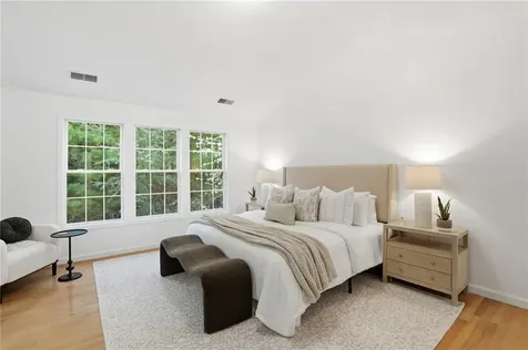 94 Castle Rocks Road Warwick RI 02886