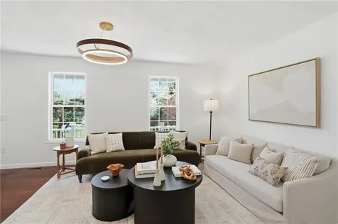 94 Castle Rocks Road Warwick RI 02886