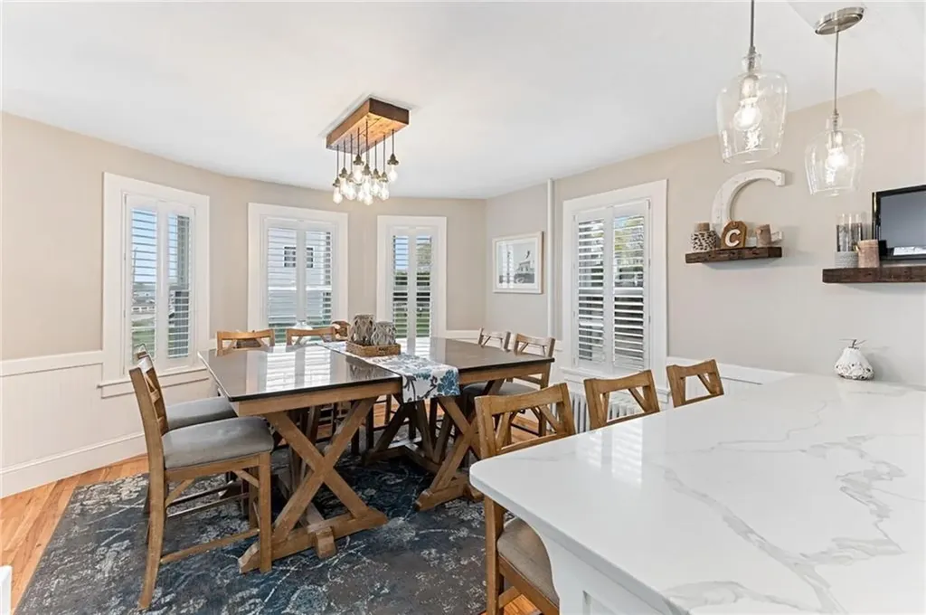 29 Burnett Road Warwick RI 02889