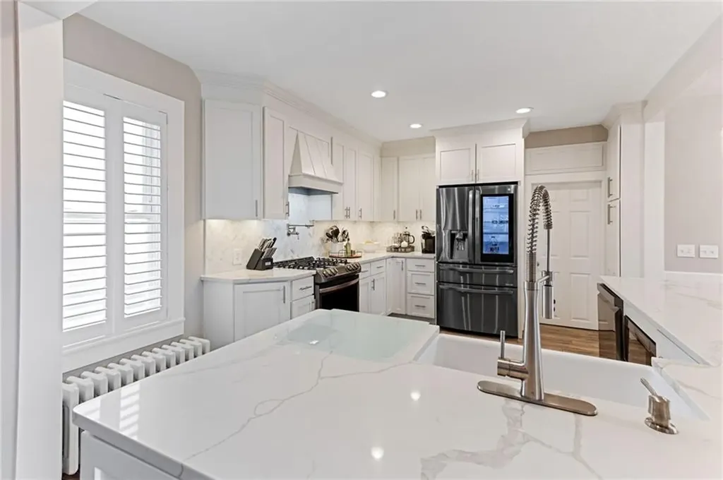29 Burnett Road Warwick RI 02889