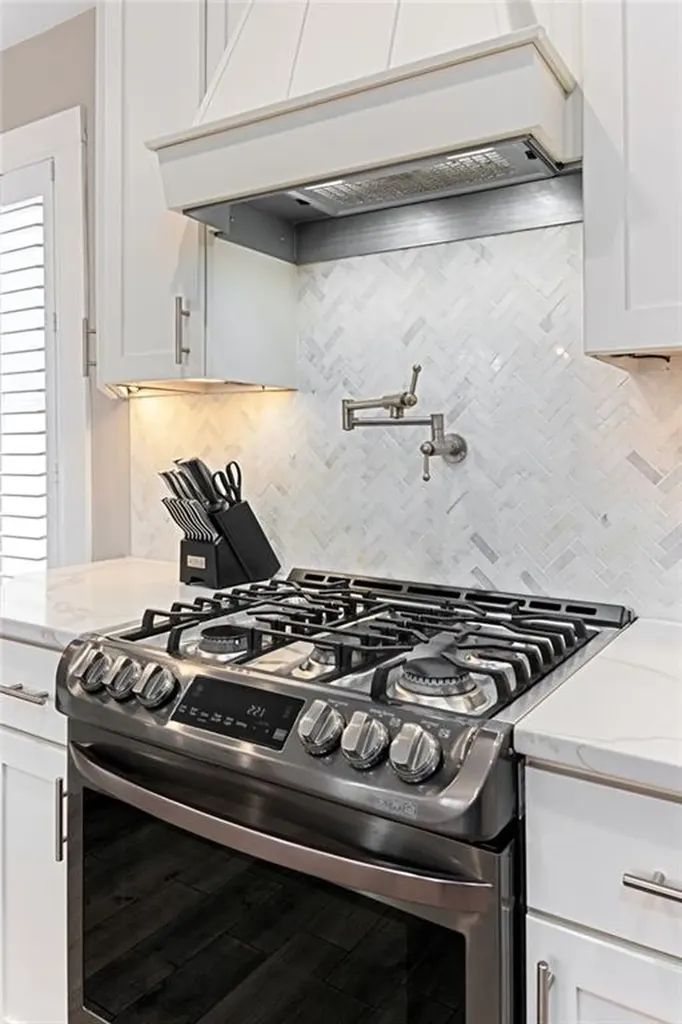 29 Burnett Road Warwick RI 02889