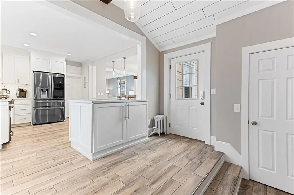 29 Burnett Road Warwick RI 02889