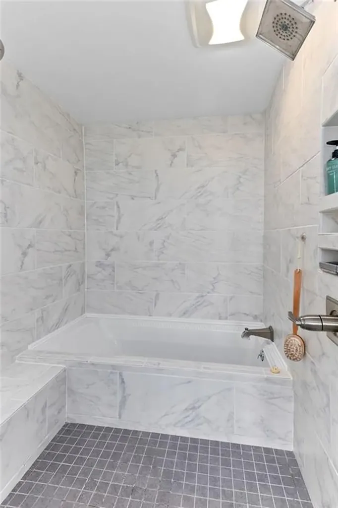 29 Burnett Road Warwick RI 02889