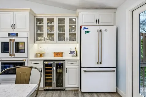 8 Sweet Fern Trail Narragansett RI 02874