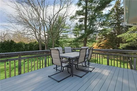 6 Burke Road Bristol RI 02809