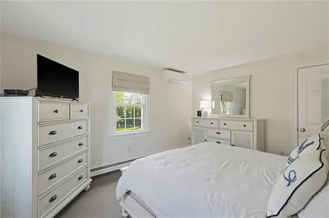 6 Burke Road Bristol RI 02809
