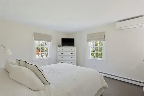 6 Burke Road Bristol RI 02809