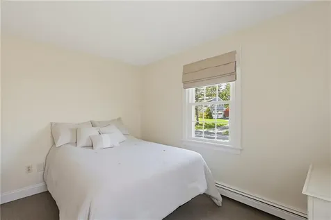 6 Burke Road Bristol RI 02809