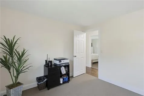 6 Burke Road Bristol RI 02809