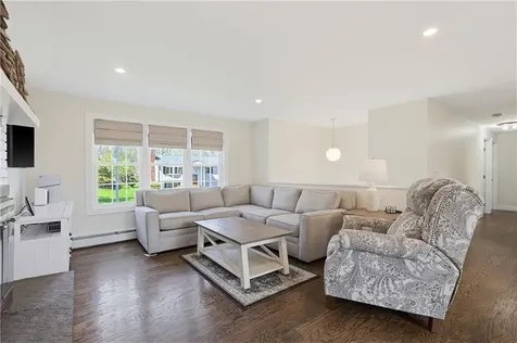 6 Burke Road Bristol RI 02809