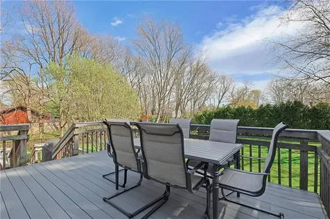 6 Burke Road Bristol RI 02809