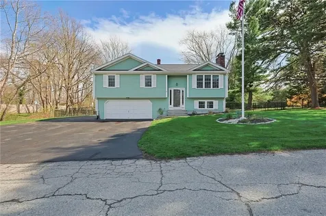 6 Burke Road Bristol RI 02809