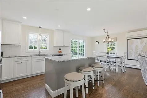 6 Burke Road Bristol RI 02809