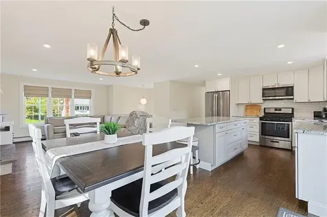 6 Burke Road Bristol RI 02809