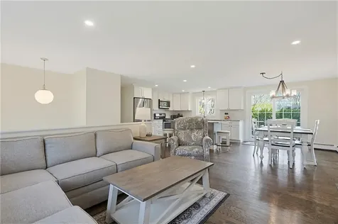 6 Burke Road Bristol RI 02809