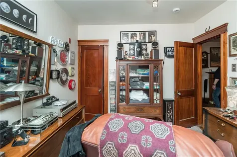 372 Old River Road Lincoln RI 02838