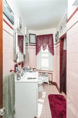 372 Old River Road Lincoln RI 02838