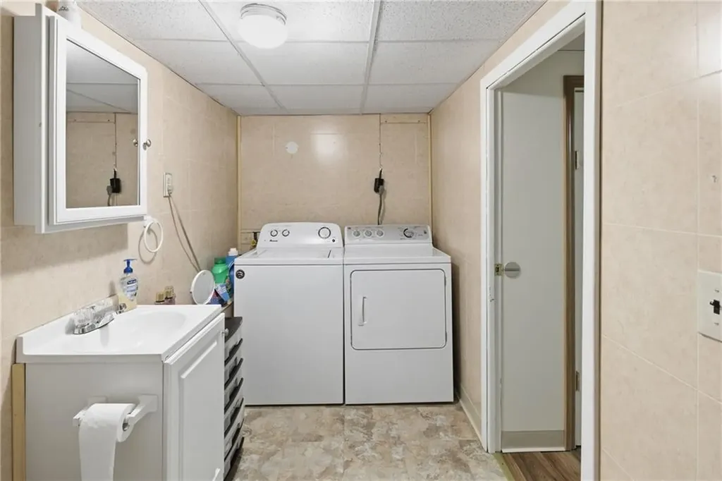 36 Dix Avenue Johnston RI 02919
