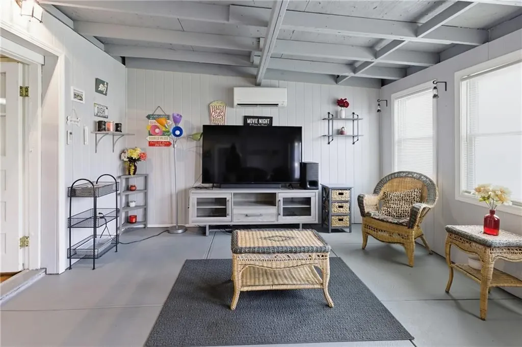 36 Dix Avenue Johnston RI 02919