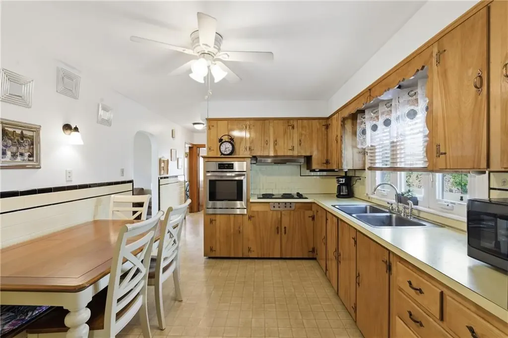 36 Dix Avenue Johnston RI 02919
